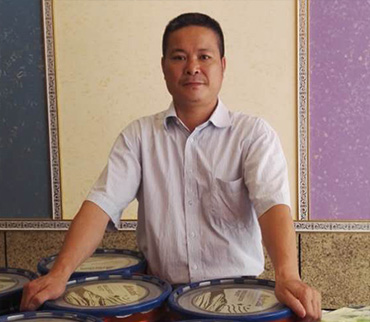 湖南施工方赵先生来厂参观见证